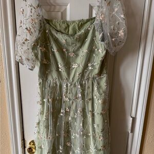Elegant Green Floral Dress with Sheer Sleeves